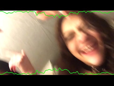 ❤️ שני תחתוני רגש ברונטיות סקסיות נשארות ממזרות, כלבה מוזרה ❤️❌ סרטון סקס אצלנו iw.verhentai.ru ❌❤